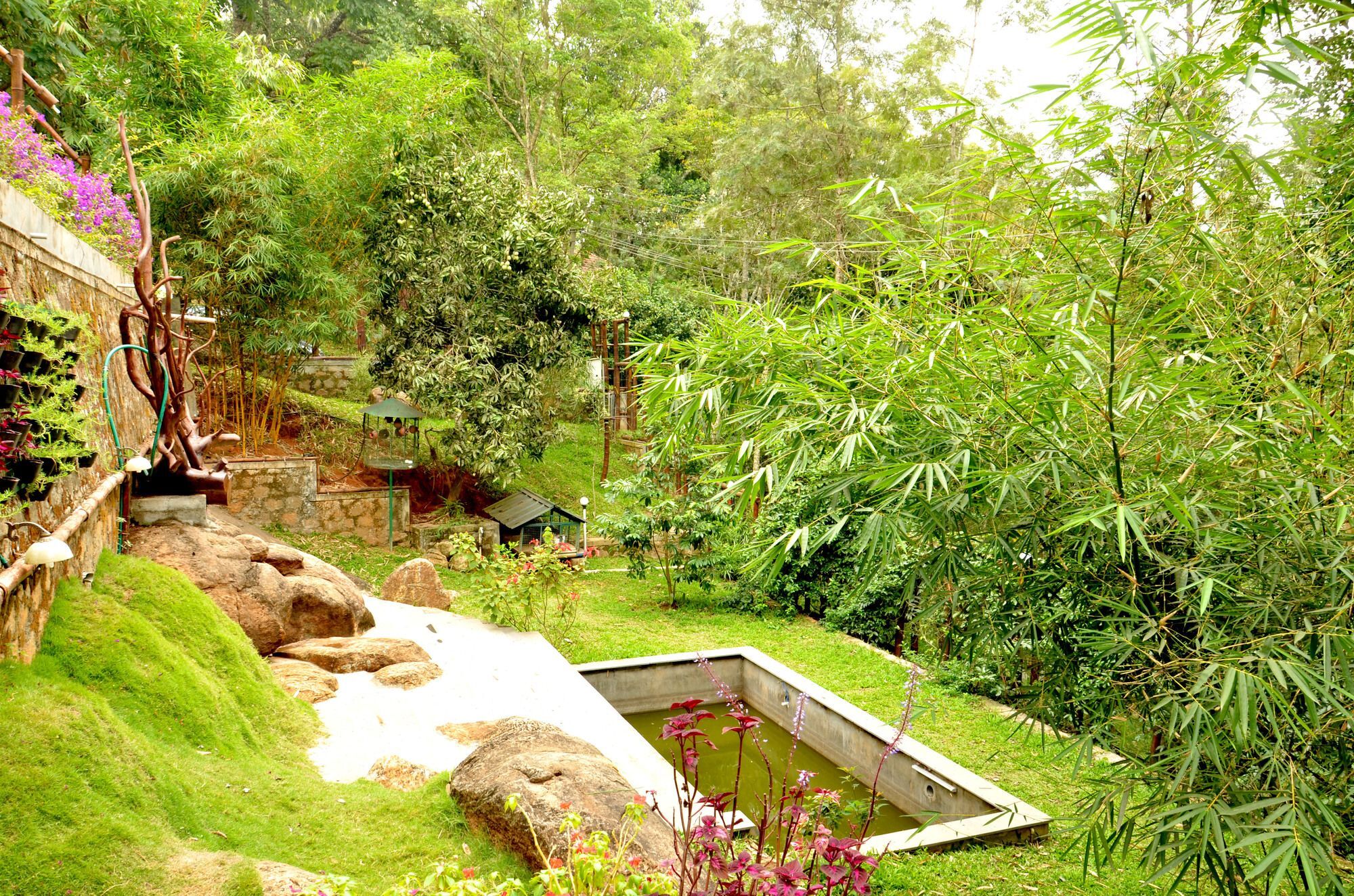 Bamboo Dale Hotel Мунар Екстериор снимка